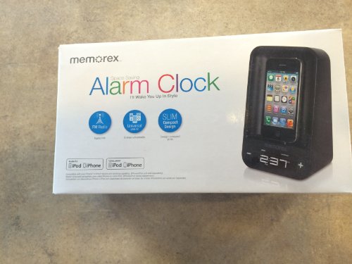 Memorex MA4221 FM Clock Radio for iPod and iPhone