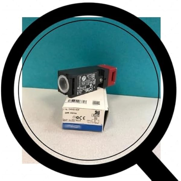 1PC New D4NS-4DF D4NS4DF Safety Door Switch LCHSZLG