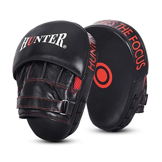 Hunter Essential Boxing Mitts Curved Boxing Pads MMA Sparring Training Focus Mitts (Pair)