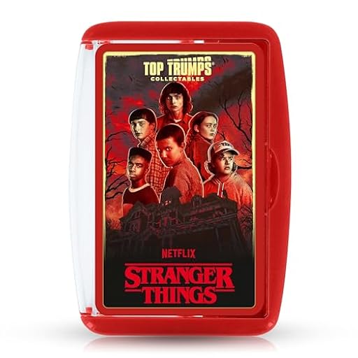 Top Trumps Collectables Stranger Things Juego de Cartas para jóvenes y Adultos, artículo para Fans de Stranger Things Edition Juego Educativo – 2+ Jugadores a Partir de 15 años – alemán | Ya disponible en tu tienda friki favorita! En mundofriki.es!