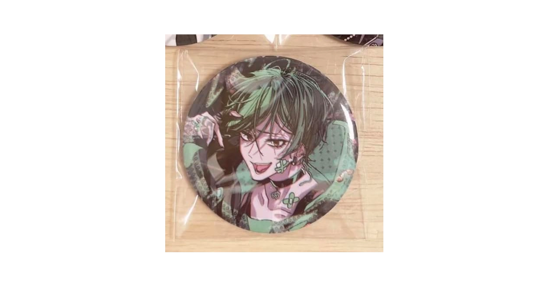 Amazon.co.jp: シクフォニ缶バッジ すち シックス : おもちゃ