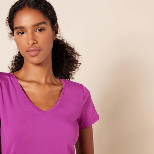 Image of Amazon Essentials Women's Active Quick Dry Tech Stretch Short-Sleeve V-Neck T-Shirt (Available in Plus Size), Pack of 2