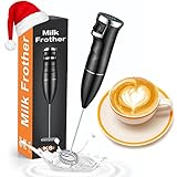 【Espumar Leche Más Rápido & Mejor】Construido en un motor potente (Velocidad de Rotación: 9000-13000RPM) con bajo nivel de ruido, este espumador leche de mano produce espuma rica y cremosa en 15-20 segundos para café con leche, capuchino, macchiato, café a prueba de balas y chocolates calientes. Y también se puede usar para hacer matcha o mezclar proteína en polvo.