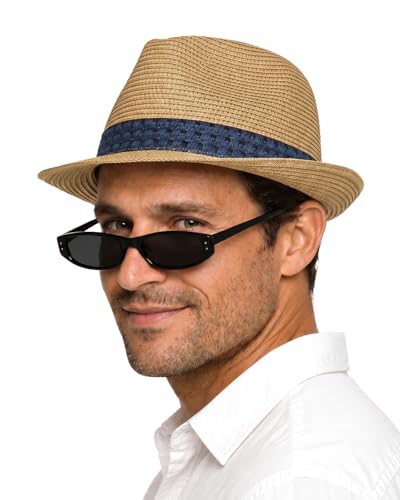 Grand chapeau de paille de style panama avec finitions soignées