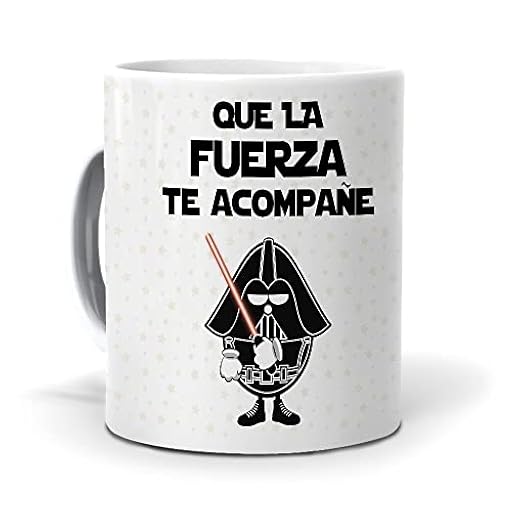 mundohuevo. Taza con Frase “Que la Fuerza te acompañe”. | Regalo Original| Capacidad de 350 m| Regalo para Fans de Star Wars.| Taza de cerámica AAA | Película| Ciencia Ficción.| Regalos para Amigos. | Ya disponible en tu tienda friki favorita! En mundofriki.es! mundohuevo. Taza con Frase “Que la Fuerza te acompañe”. | Regalo Original| Capacidad de 350 m| Regalo para Fans de Star Wars.| Taza de cerámica AAA | Película| Ciencia Ficción.| Regalos para Amigos. | Ya disponible en tu tienda friki favorita! En mundofriki.es!