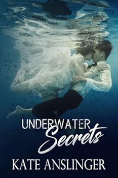 Paperback Underwater Secrets Book