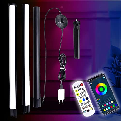 Lampe sur pied d'angle pour illuminer les coins sombres du salon
