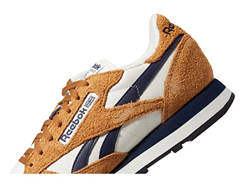 Image of Chalk / Wild Brown / Vector Navy Reebok Classic Leather