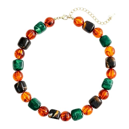 Collier grosses perles résine femme pour sublimer un pull simple