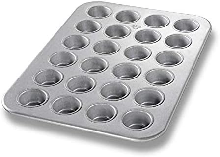 Chicago Metallic 59024 Glazed 24-Cavity Cupcake/Muffin Pan