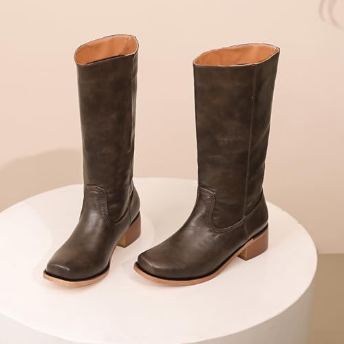 Bottes d'équitation vintage au design soigné et finitions élégantes pour garde-robe exigeante