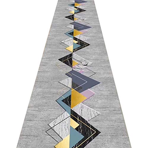 Tapis couloir grand passage multicolore triangle polyester sur mesure 1,4x6m