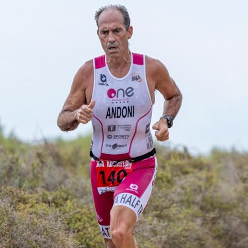 ANDONI VALENCIA: El motor del triatl&oacute;n en Ibiza &mdash; Competidor, pionero y organizador incombustible copertina