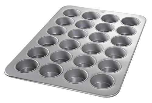 Chicago Metallic 45285 Jumbo Muffin Pan,24 Moulds