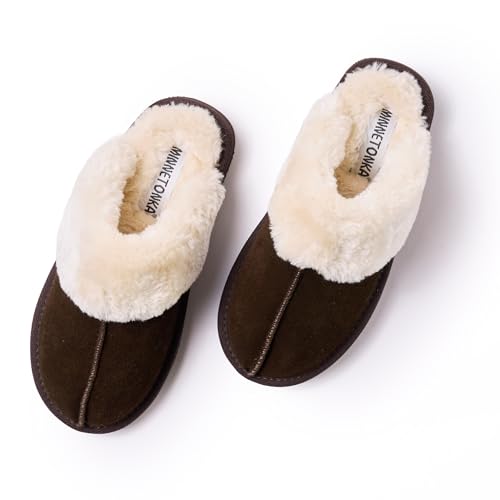 Image of Minnetonka Women's Chesney Scuff Flat