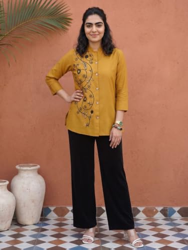 Image of Naixa Women's Pink Cotton Printed Straight Kurta with Pant and Dupatta Set
