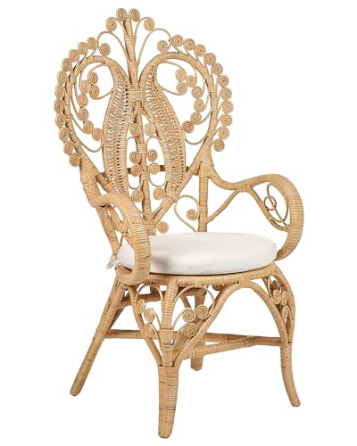 Beliani Chaise Paon en Rotin Clair et Coussin en Polyester Déhoussable Tissage Massif Carrara