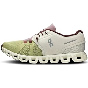 On Women’s Cloud 5 Sneakers