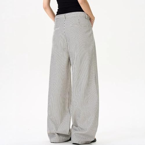 Pantalon rayé y2k ample idéal pour vos sorties urbaines et soirées décontractées