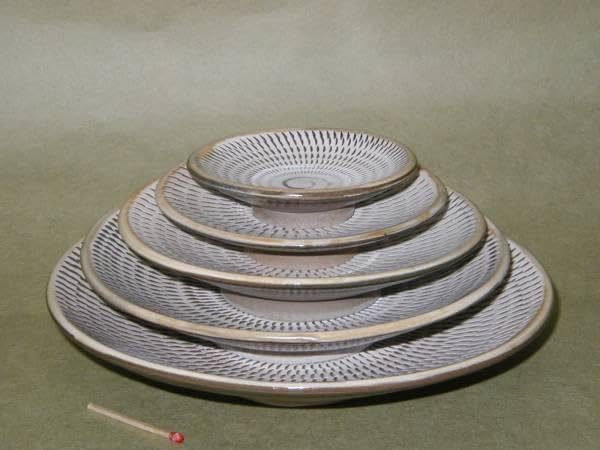 小鹿田焼 丸皿 飛び鉋 3寸から7寸 5枚組 小 小鹿田焼 丸皿 飛び鉋 3寸から7寸 5枚組 小