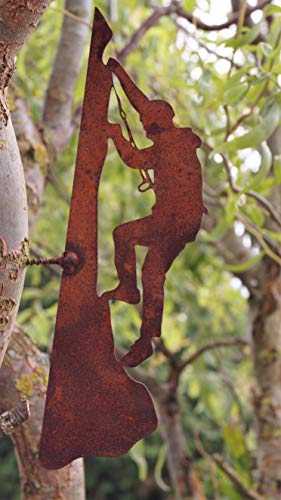 Preisvergleich Produktbild Unbekannt Edelrost Bergsteiger mit Schraube für Holz 21x6cm Geschenk Gartendekoration