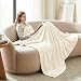 CozyLux Kuscheldecke Flauschig Decke Klein - Flanell Sofa Decke 130 x 150, Weiche Fleecedecke für Couch, Warme Wohndecke für 4 Jahreszeiten, Leicht Sofa Überwurf, Blanket 130x150 cm, Creme