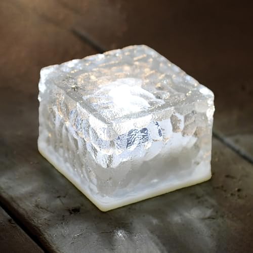 ガーデンマスター(Gardenmaster) LEDソーラーライト 7cm角 ホワイト色 1個 自動点灯スイッチ ソーラーパネル 防塵防水性能:IP66防水 庭園灯 誘導灯 ベランダ テラス バルコニー 防犯 玄関照明 ホワイト WLL-1026WH