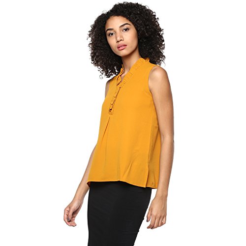 Image of Harpa V-Neck Solid Tops