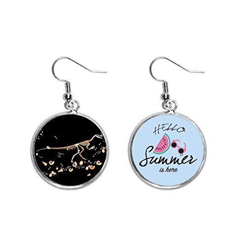 Pendientes de dinosaurios pequeños en negro y diseño de sandía para el lóbulo