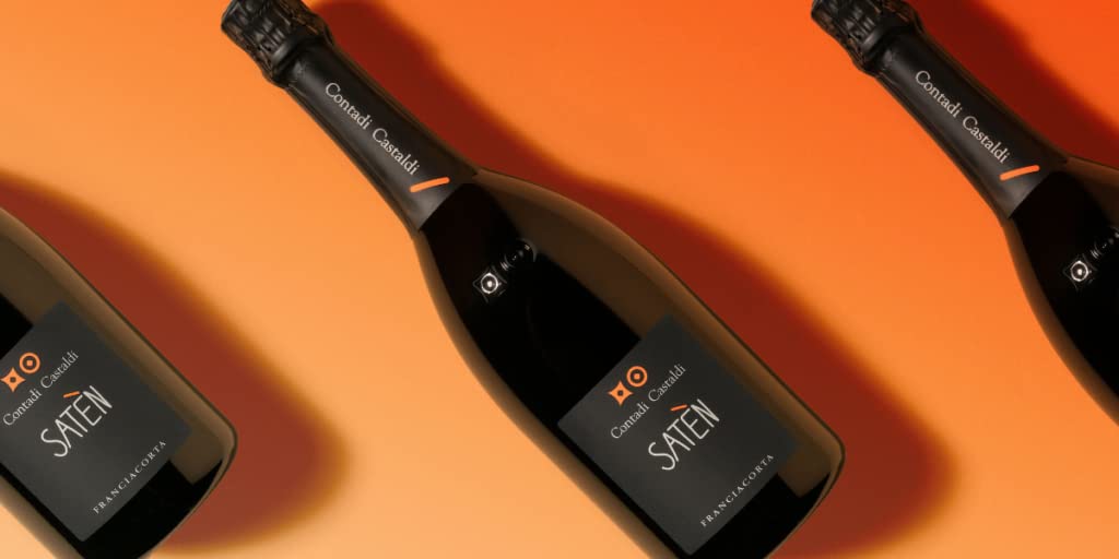 Contadi Castaldi Satén, DOCG - Bottiglia da 750 ml. Vino con 100% Chardonnay, Ottimo per Aperitivo & Zero, DOCG - Bottiglia da 750 ml. Vino con 50% Chardonnay, 50% Pinot Nero, Ottimo per Pesce