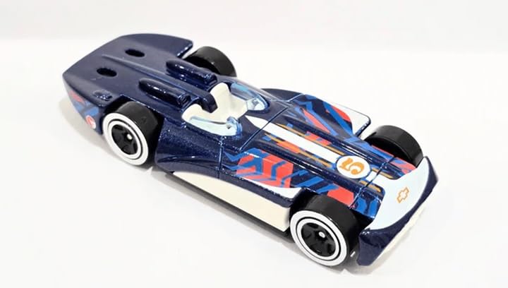 Hot Wheels Chevroletor Treasure Hunt Track Aces, Chevrolet Die-Cast Car, 1:64 Scale, Blue - image 3