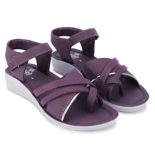 Image of Ango Women's Black Gladiator Sandals with Platform Sole, Strappy Design, Casual For Girls