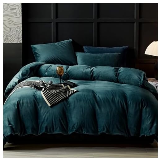 Peacock Blue Velvet Duvet Cover Set
