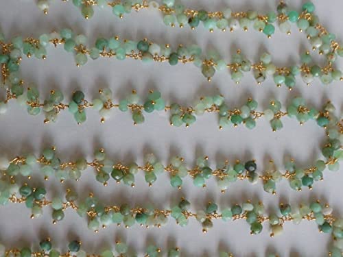 Chaîne de chrysoprase et fil d'or pour un bijou chargé d'émotion
