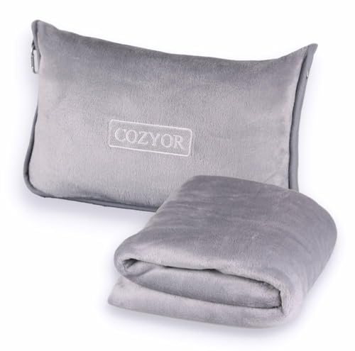 Cozyor Reisekissen & Reisedecke 2 in 1 mit Rucksack-Clip und Kofferbefestigung 170x100 cm, kuscheliges Reiseset für Flugzeug, Auto & unterwegs, Flugzeugdecke für Erwachsene & Kinder