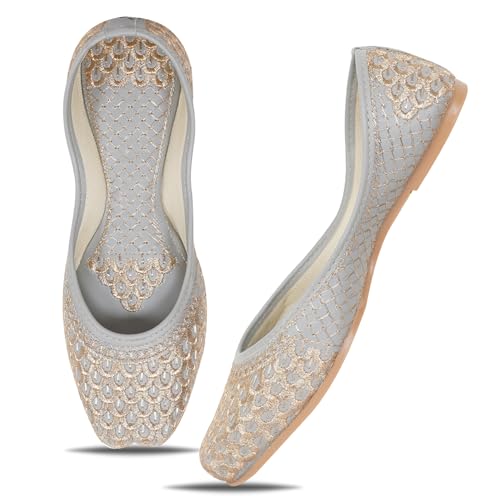 Image of Women's Embroidered Rajasthani Mojari Jutti | Ethnic Punjabi Juttis for Women & Girls | Flat Slip-On Footwear for Wedding, Festive & Casual Wear