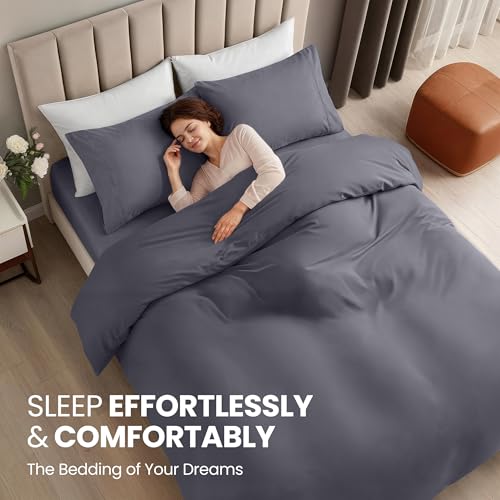 Image of Utopia Bedding 4 Piece Bedding Set - 1 Fitted Sheet (54x75), 1 Duvet Cover Full Size, 2 Pillow Case (20x30) - All Season Luxury Bed in a Bag with Zippered Full Duvet Cover - No Comforter (White)