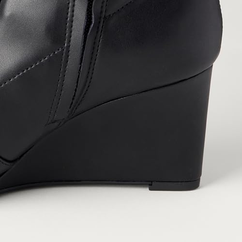 Amazon Essentials Women's Wedge Zip Ankle Boots4