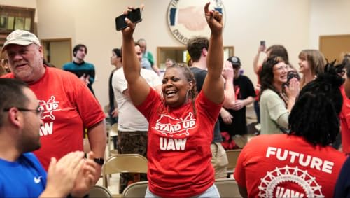 Organize or Freeze: Labor&rsquo;s Winter Showdown