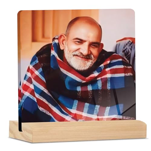 Image of Giftplease Neem Karoli Baba ji Tabletop Photo Frame with Wooden Stand | Desk for Home & Office Decor Spiritual Inspirational Gift Elegant Display Pictures GMP 103