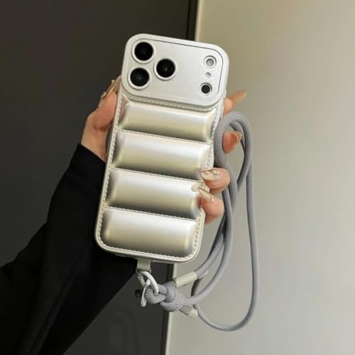 Étui iPhone 16e effet duvet argent pour une prise en main douce