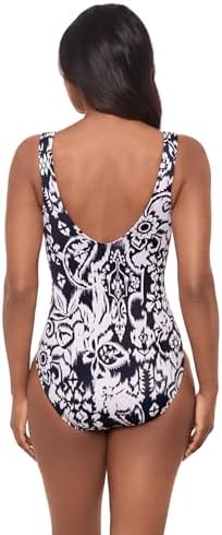 Bequemer Schwimmanzug mit geformten Körbchen und schlanker Silhouette