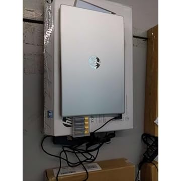 HP Notebook FHD de 15,6 polegadas Intel Core i5-1235U 8 GB RAM 512 GB SSD Prata Natural - Intel Core i5-1235U Deca-core - Tela antirreflexo FHD de 15,6 polegadas (1920 x 1080) - 8 GB de RAM DDR4 - SSD