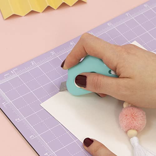 Craftelier - Mini-Cutter mit Wolkenform und dekorativer Quaste für einfache und präzise Schnitte auf vielen Materialien | Ungefähre Größe des Cutters: 5,6 x 3,8 cm - Farbe Türkis