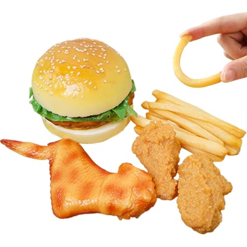 Ensemble de nourriture de jeu réaliste avec hamburger et poulet frit en plastique