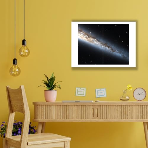 Impression d'art mat NGC 4565 Hubble Spiffing Prints Extra Large - 2