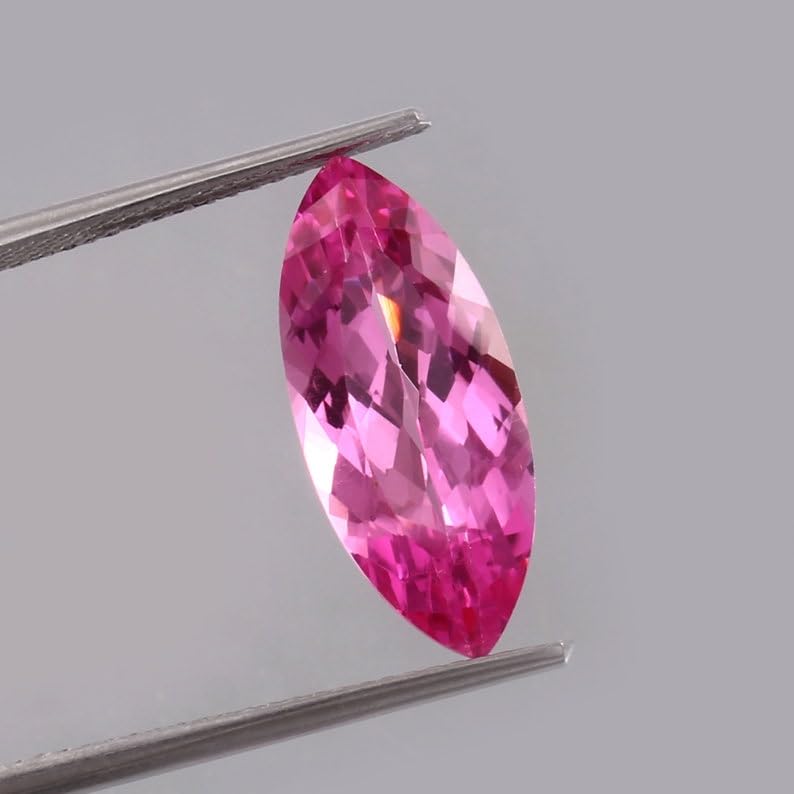 Saphir rose pour fabrication de bague et pendentif artisanaux 18x8mm