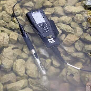 YSI ProSolo Handheld Optical Dissolved Oxygen Meter Kit, ODO/T Probe with 4-m Cable