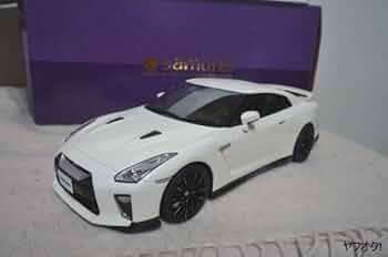 【特価！】日産 GT-R ホワイト 1/18 京商 R35 送料無料 京商 1/18 日産 GT-R (R35) LB WORKS ポール トリビュート 2024
