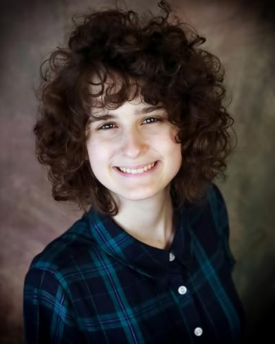 #106 with Shanti Hershenson - Writing and publishing books as a teen author.